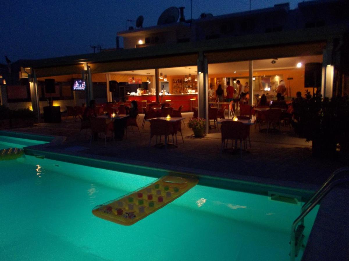Kavos Central Exterior photo